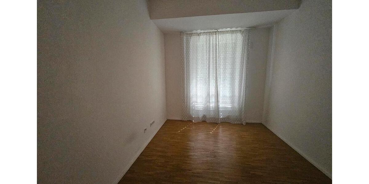 Erdgeschoßwohnung Frankfurt am Main Gutleutviertel - 3 Zimmer, 81 m&sup2;, 1.700&euro; | Angebot:25501529