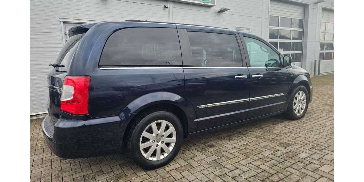 Chrysler Grand Voyager 159.370 km 8.900 &euro; Erlensee 63526