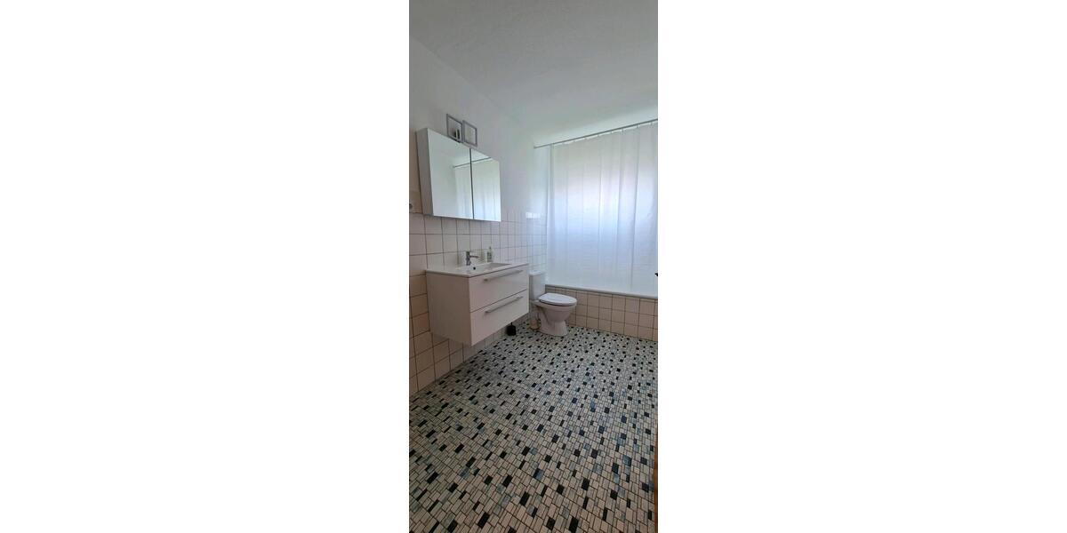 Einfamilienhaus Niedernhausen - 6 Zimmer, 155 m&sup2;, 2.800&euro; | Angebot:26482308