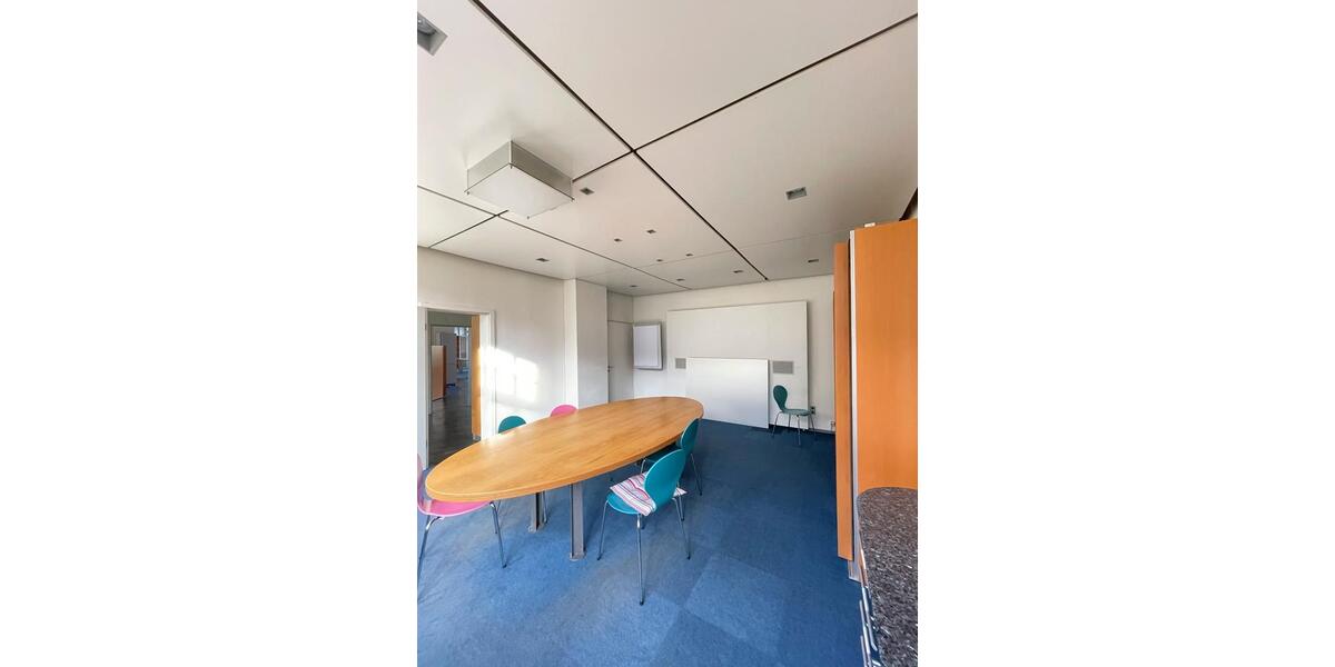 240 m2 Büroetage in alter Fabrik, Frankfurt am Main Höchst zimmer