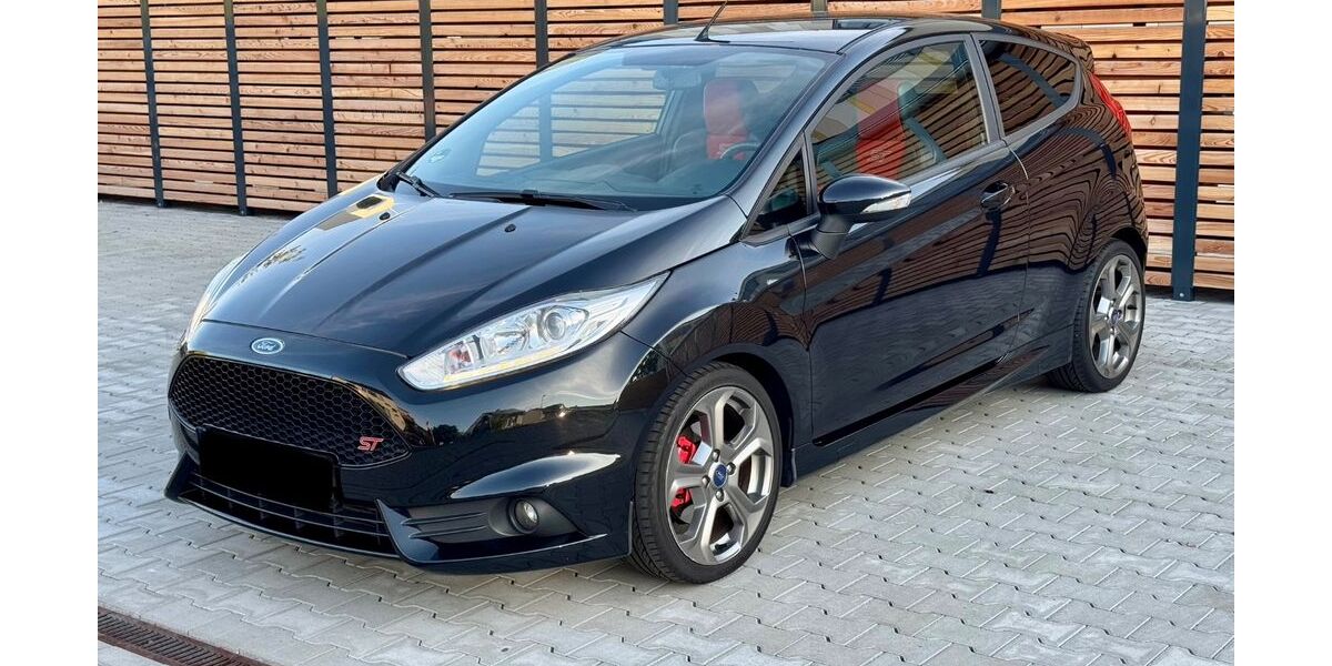 Ford Fiesta 92.000 km 9.990 &euro; Groß-Gerau 64521