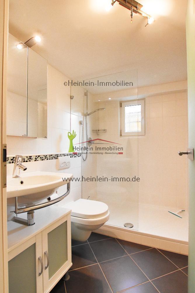 Einfamilienhaus# opt. Bauplatz# Sauna# Wintergarten# Kaminofen# PV & Solar# Griesheim Hofmannstr. 8 zimmer