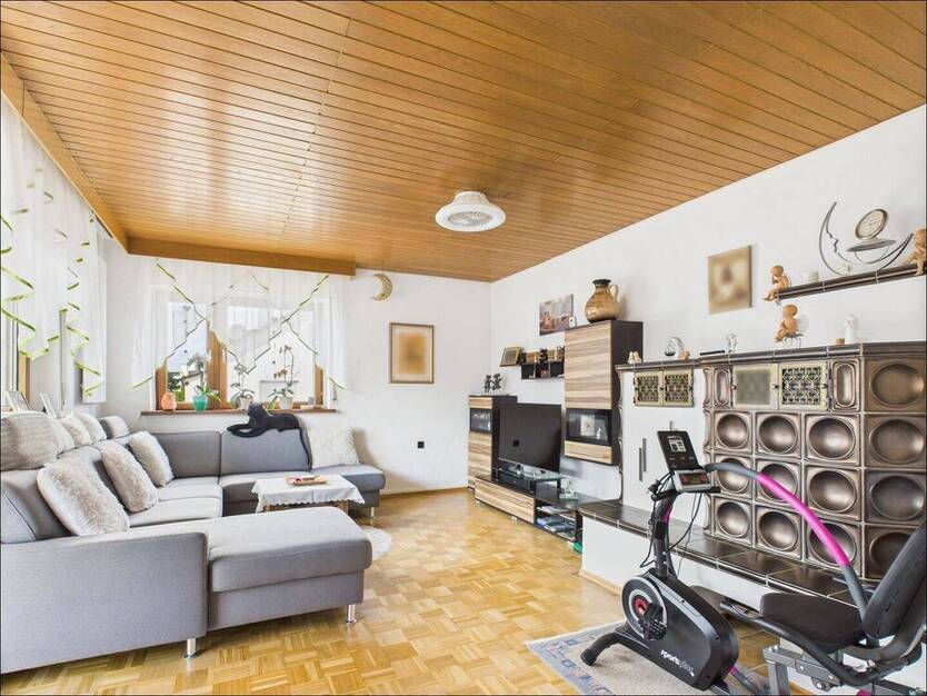 Zweifamilienhaus mit Mehrwert - Ihr neues Zuhause in Karlstein