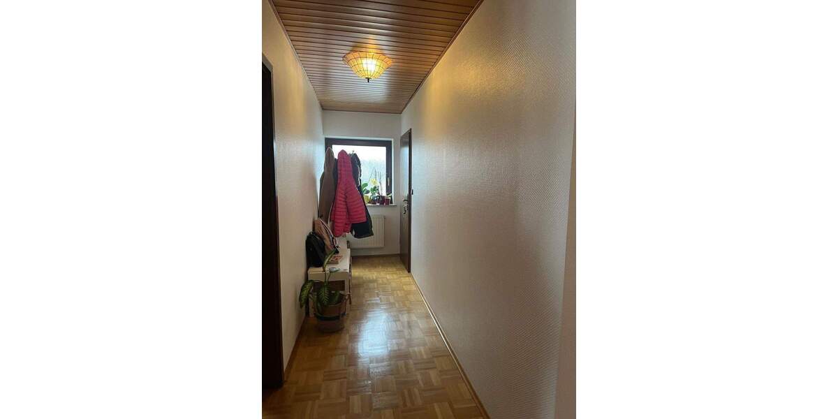 Helle 3-Zimmer DG- Wohnung, 80m2, in bester Wohnlage von Mühlheim 3 zimmer