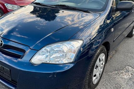 Toyota Corolla 242.000 km 2.500 € Frankfurt - Griesheim 65933