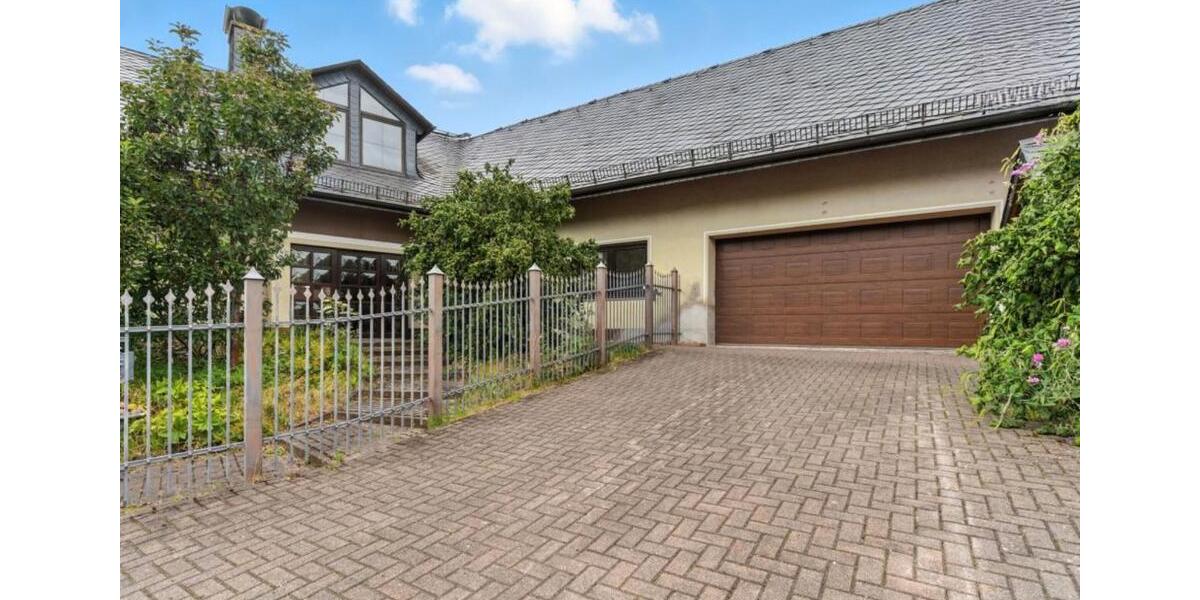 Einfamilienhaus Neu-Anspach Anspach - 9 Zimmer, 400 m&sup2;, 3.000&euro; | Angebot:25310409