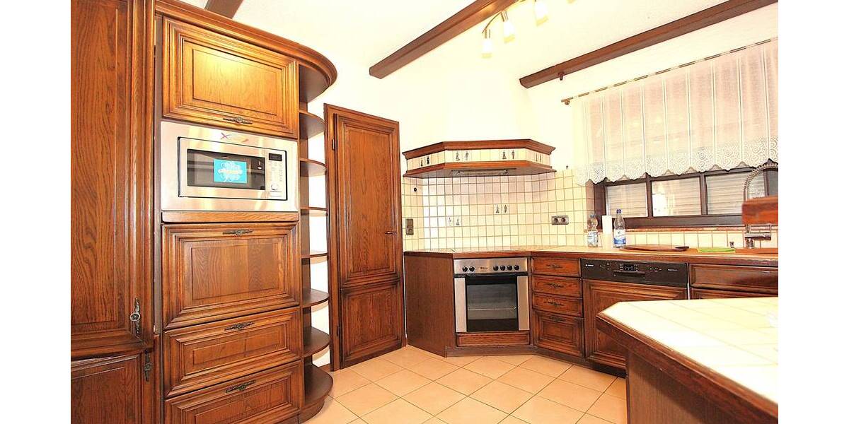 Mehrfamilienhaus, Wohnhaus Griesheim - 7 Zimmer, 180 m&sup2;, 699.000&euro; | Angebot:25686274