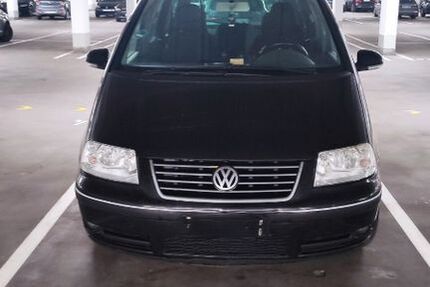 VW Sharan 329.000 km 2.299 &euro; Frankfurt am Main 60486