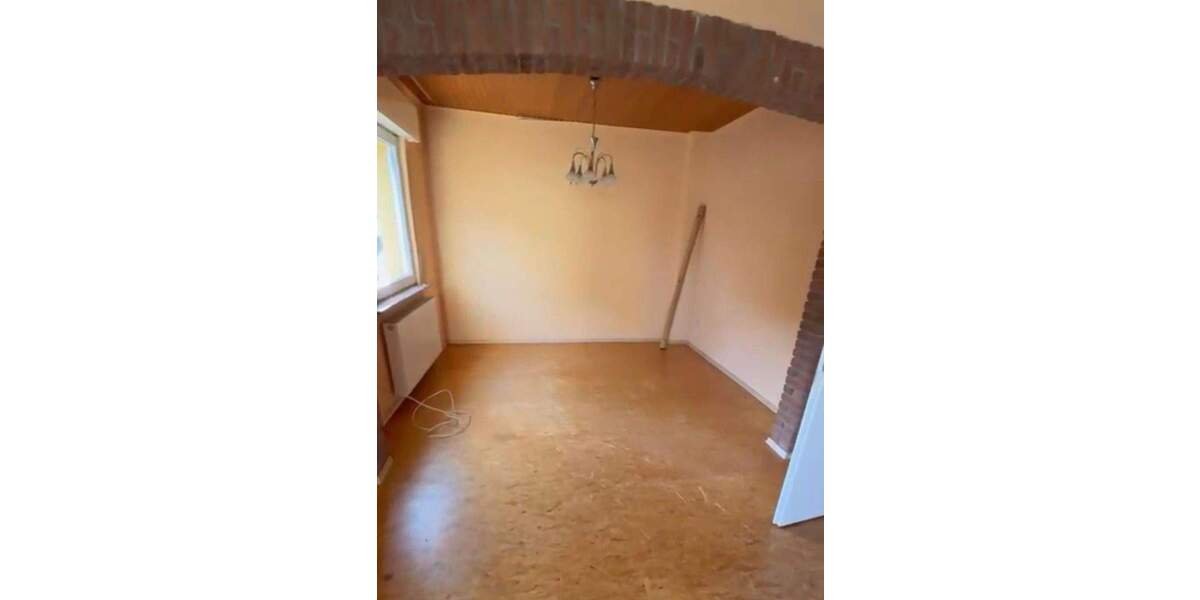 Mehrfamilienhaus, Wohnhaus Hattersheim am Main Hattersheim - 9 Zimmer, 153 m&sup2;, 445.000&euro; | Angebot:25737658