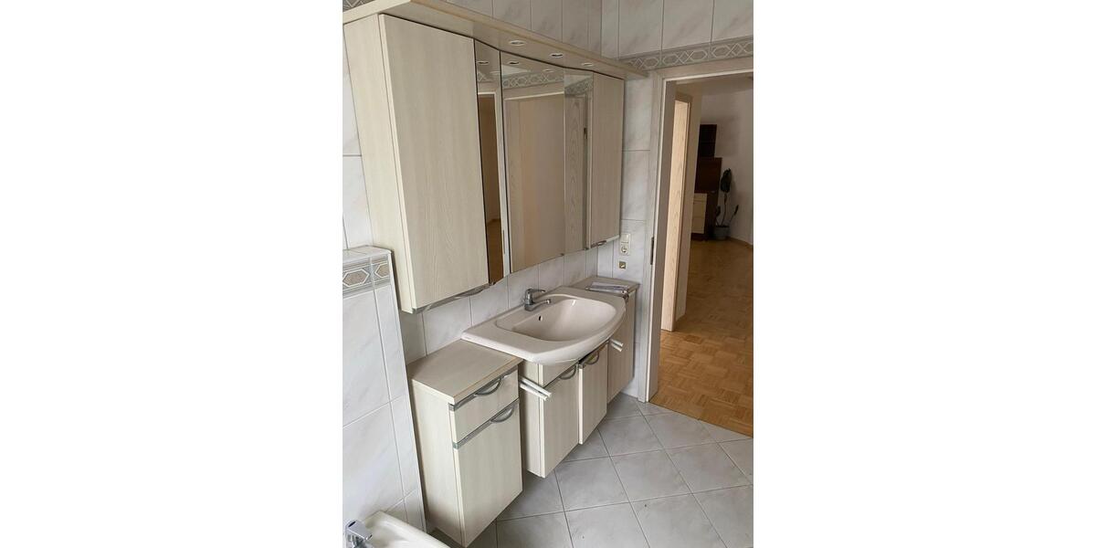 Attraktive 3,5-Zimmer OG Wohnung in Weiterstadt Braunshardt 3.5 zimmer