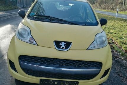 Peugeot 107 100.000 km 1.980 &euro; friedrichsdorf 61381