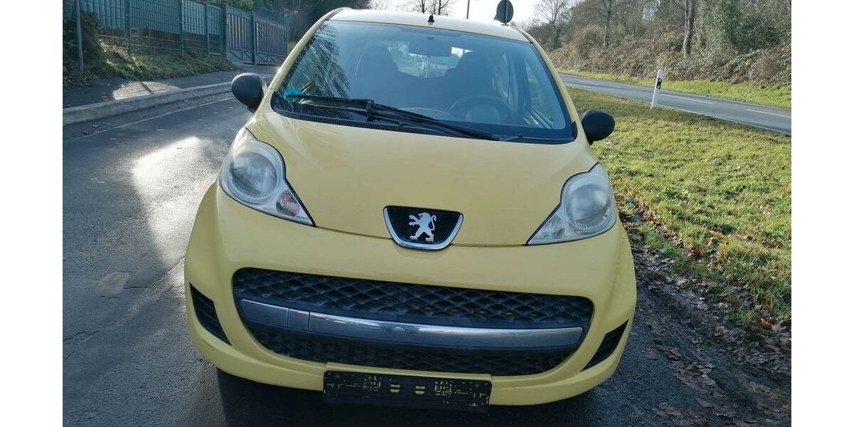 Peugeot 107 100.000 km 1.980 &euro; friedrichsdorf 61381