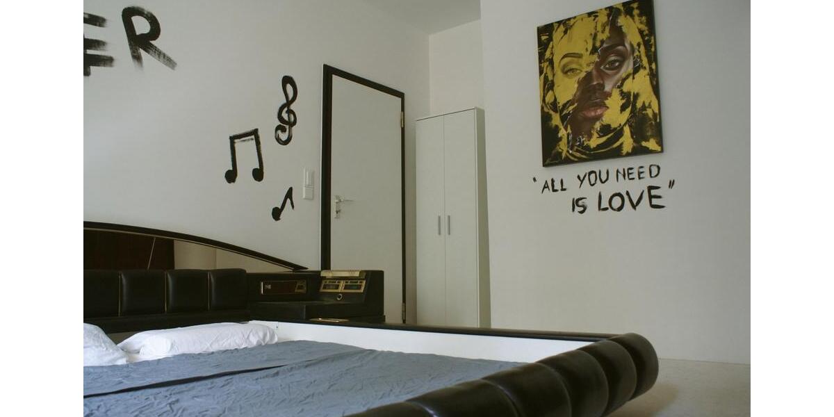 Terrassenwohnung Frankfurt am Main Sachsenhausen Süd - 2 Zimmer, 88 m&sup2;, 1.400&euro; | Angebot:25646934