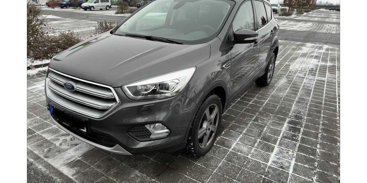 Ford Kuga 97.400 km 17.900 &euro; Friedberg 61169
