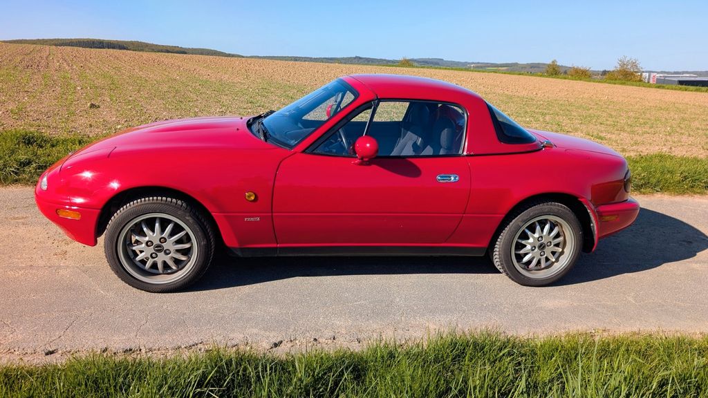 Mazda MX-5 62.000 km 15.000 &euro; Usingen 61250