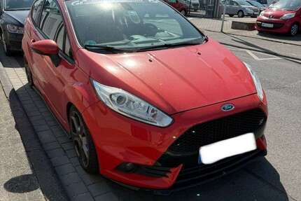 Ford Fiesta 107.610 km 9.900 &euro; Rodgau 63110