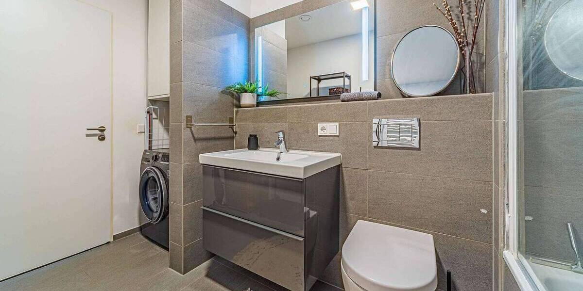 Etagenwohnung Frankfurt am Main Niederrad - 2 Zimmer, 60 m&sup2;, 2.200&euro; | Angebot:26289463