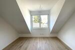 Dachgeschoßwohnung Frankfurt am Main Bergen-Enkheim - 3 Zimmer, 123 m&sup2;, 2.490&euro; | Angebot:25870894