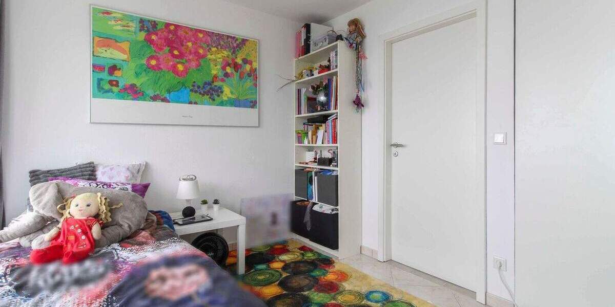 Luxus pur: Penthousewohnung mit riesiger Terrasse, Schwimmbad und Sauna in Bad Soden 4 zimmer