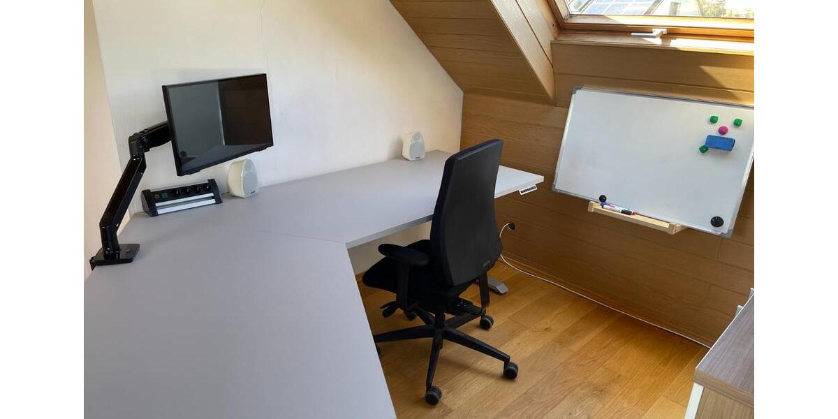 Doppelhaushälfte Hattersheim am Main - 5 Zimmer, 121 m&sup2;, 2.800&euro; | Angebot:25592621