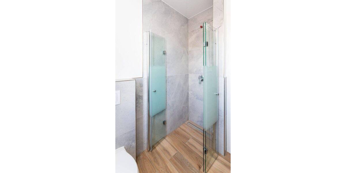 Doppelhaushälfte Neuberg Ravolzhausen - 5 Zimmer, 155 m&sup2;, 2.200&euro; | Angebot:26879405