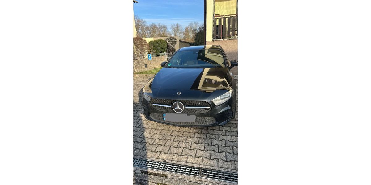 Mercedes-Benz A 180 128.500 km 16.000 &euro; Groß-Gerau 64521