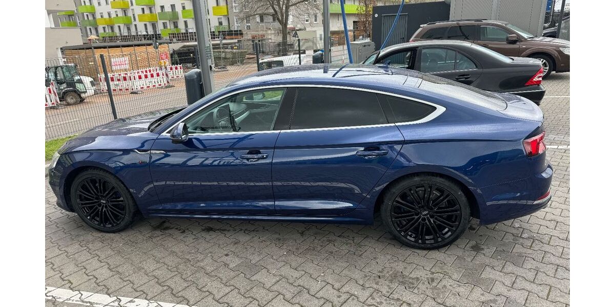 Audi A5 195.500 km 18.800 &euro; Frankfurt 60529