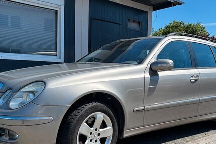 Mercedes-Benz E 320 283.880 km 2.499 &euro; Messel 64409