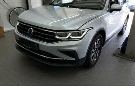 VW Tiguan 82.513 km 26.320 &euro; Frankfurt 60326