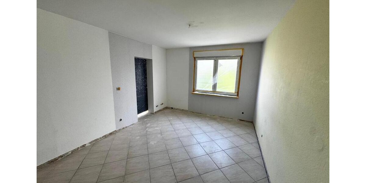 Etagenwohnung Bruchköbel - 5 Zimmer, 160 m&sup2;, 2.240&euro; | Angebot:26170114