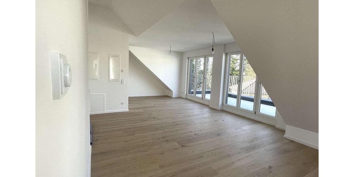 Dachgeschoßwohnung Frankfurt am Main Bergen-Enkheim - 3 Zimmer, 123 m&sup2;, 2.590&euro; | Angebot:25538249