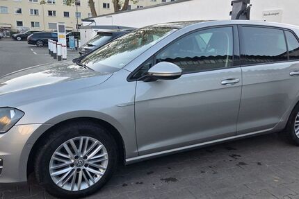 VW Golf 216.000 km 7.900 &euro; Eschborn 65760