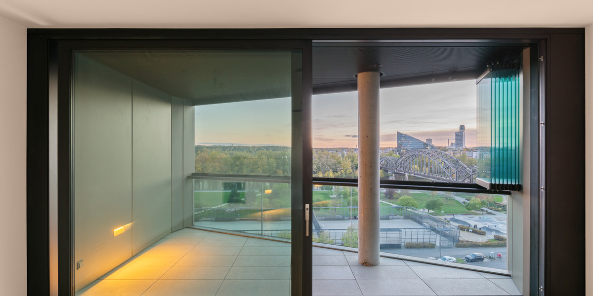 Etagenwohnung Frankfurt am Main Ostend - 2 Zimmer, 63 m&sup2;, 1.960&euro; | Angebot:25690988