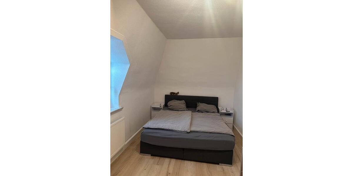 Dachgeschoßwohnung Frankfurt am Main Bergen-Enkheim - 2 Zimmer, 45 m&sup2;, 700&euro; | Angebot:25756781