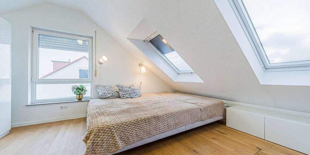 Etagenwohnung Frankfurt am Main Nied - 4 Zimmer, 110 m&sup2;, 2.450&euro; | Angebot:25727283