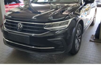 VW Tiguan 45.302 km 29.980 &euro; Frankfurt 60326