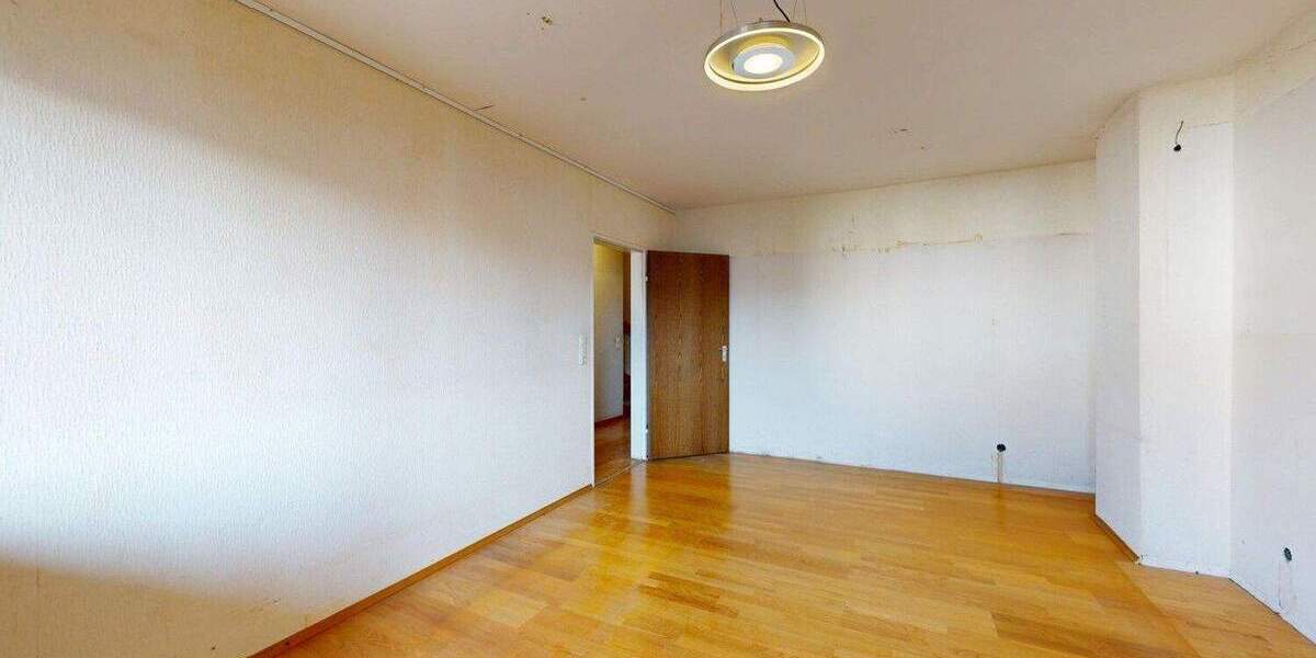Reihenmittelhaus Frankfurt am Main Eckenheim - 6 Zimmer, 137 m&sup2;, 620.000&euro; | Angebot:24989665