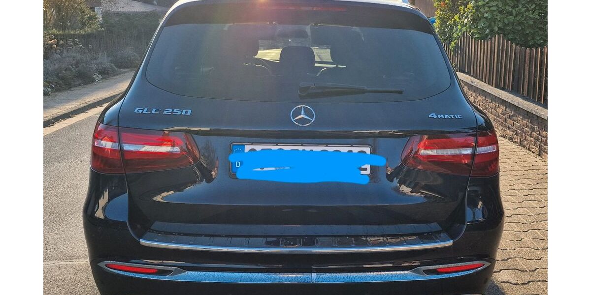 Mercedes-Benz GLC 250 135.000 km 25.500 &euro; Hammersbach 63546