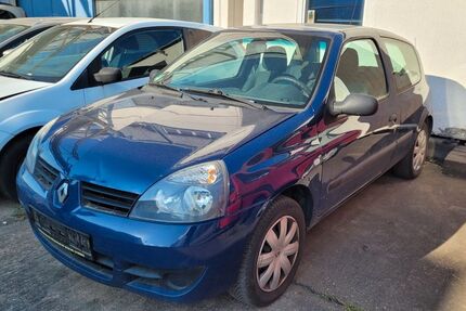 Renault Clio 296.586 km 1.700 &euro; Hattersheim 65795