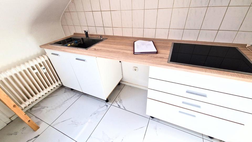 Dachgeschoßwohnung Münster (Hessen) - 2 Zimmer, 50 m&sup2;, 750&euro; | Angebot:26461175