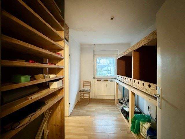 Mehrfamilienhaus, Wohnhaus Griesheim - 9 Zimmer, 193 m&sup2;, 645.000&euro; | Angebot:25690879