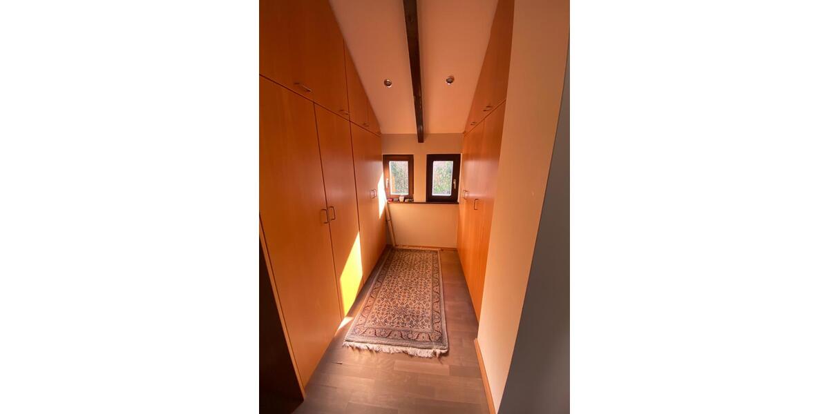 Einfamilienhaus Offenbach am Main Bieberer Berg - 4.5 Zimmer, 175 m&sup2;, 2.750&euro; | Angebot:25627211