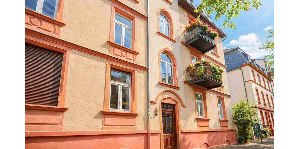 Exklusiver Maisonette-Lifestyle mitten in Bornheim mit eigener Garage & Stellplatz 3 zimmer