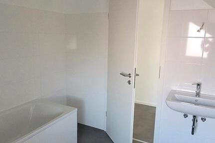 Wohnung Frankfurt am Main Bonames - 2 Zimmer, 62 m&sup2;, 990&euro; | Angebot:25545801