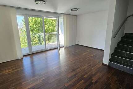 Wohnung Frankfurt am Main Bergen-Enkheim - 4 Zimmer, 100 m&sup2;, 1.800&euro; | Angebot:26250218