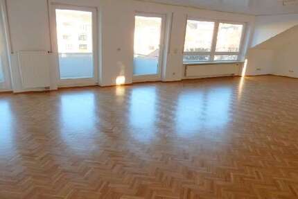 Wohnung zum Mieten in Offenbach am Main 950 € 97 m²