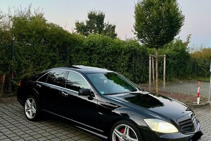 Mercedes-Benz 350 300.455 km 13.999 &euro; Dietzenbach 63128