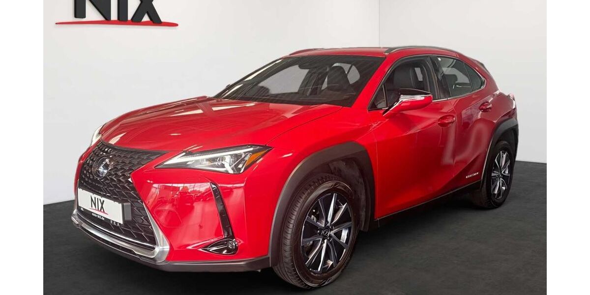 Lexus UX 19.985 km 27.970 € Frankfurt 60314