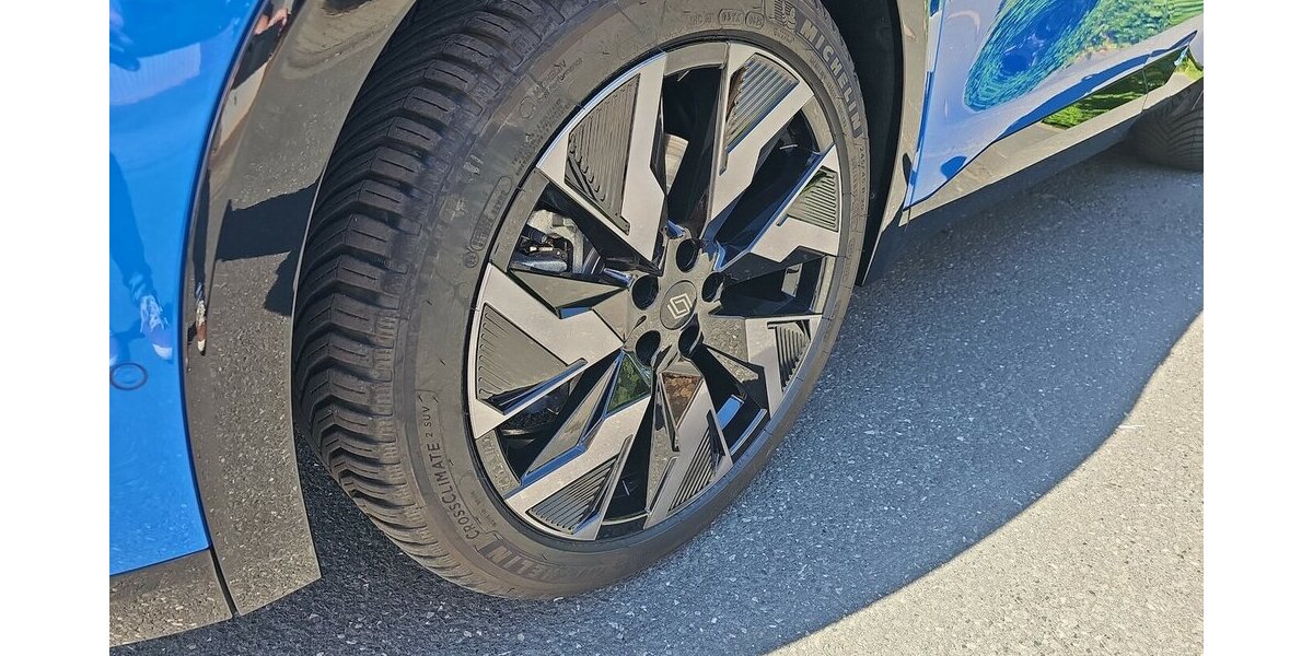 Renault Rafale 300 E-Tech Plug-in Hybrid 4x4 Esp. Alpine 5.107 km 45.930 &euro; Schwalbach/Taunus 65824