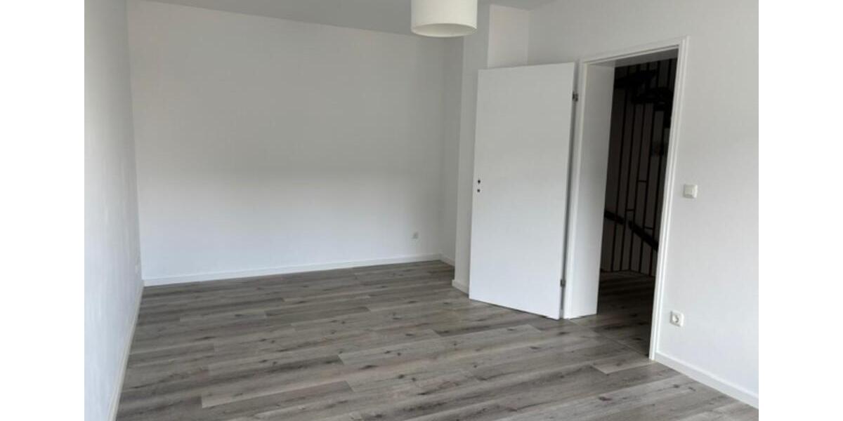 Schönes, sonniges Reihenmittelhaus Feldrandlage 4,5 Zi Frankfurt 5 zimmer